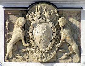 Bayrisches Wappen am kleinen Glockenturm des Ingolst&auml;dter Schlosses