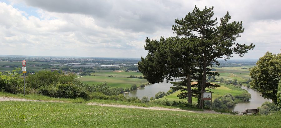 Blick vom Bogenberg auf die Donau in Niederbayern