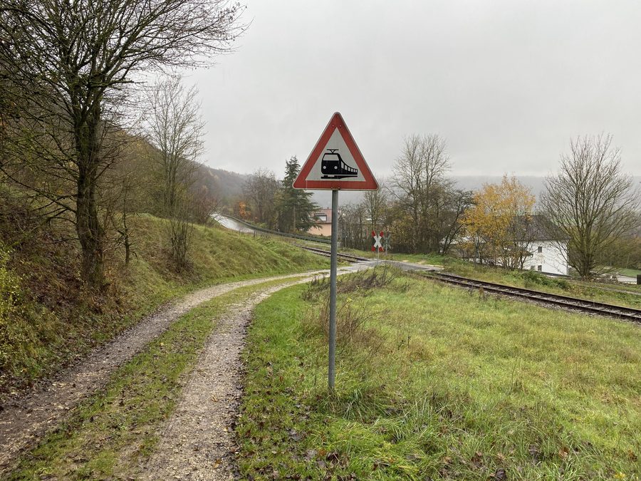 Straße in Wasserzell, Eichstätt, Bayern