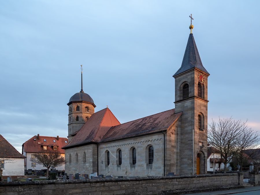 Katholische Pfarrkirche Mariä Opferung in Poxdorf bei Forchheim