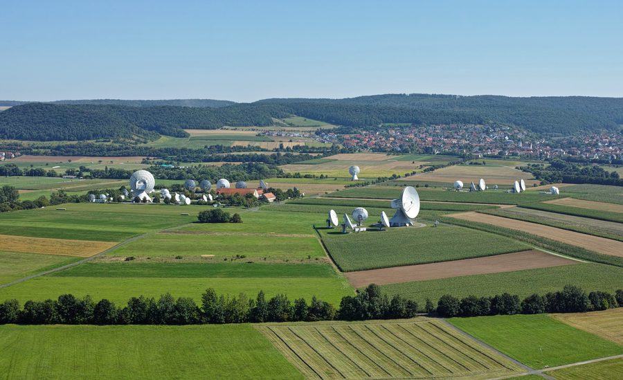 Erdfunkstelle Fuchsstadt vom Hammelberg aus gesehen