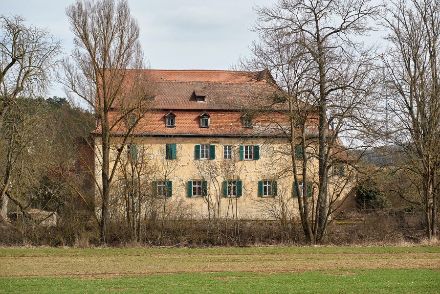 Wasserschloss Unsleben mit historischer Architektur