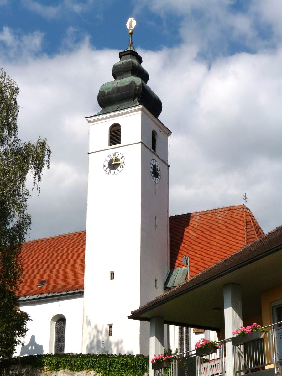 Wallfahrtskirche Maria Himmelfahrt auf dem Frauenberg in Hengersberg