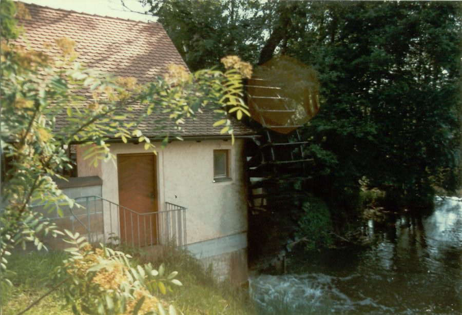 Wasserrad bei Georgensgmünd im historischen Ortskern