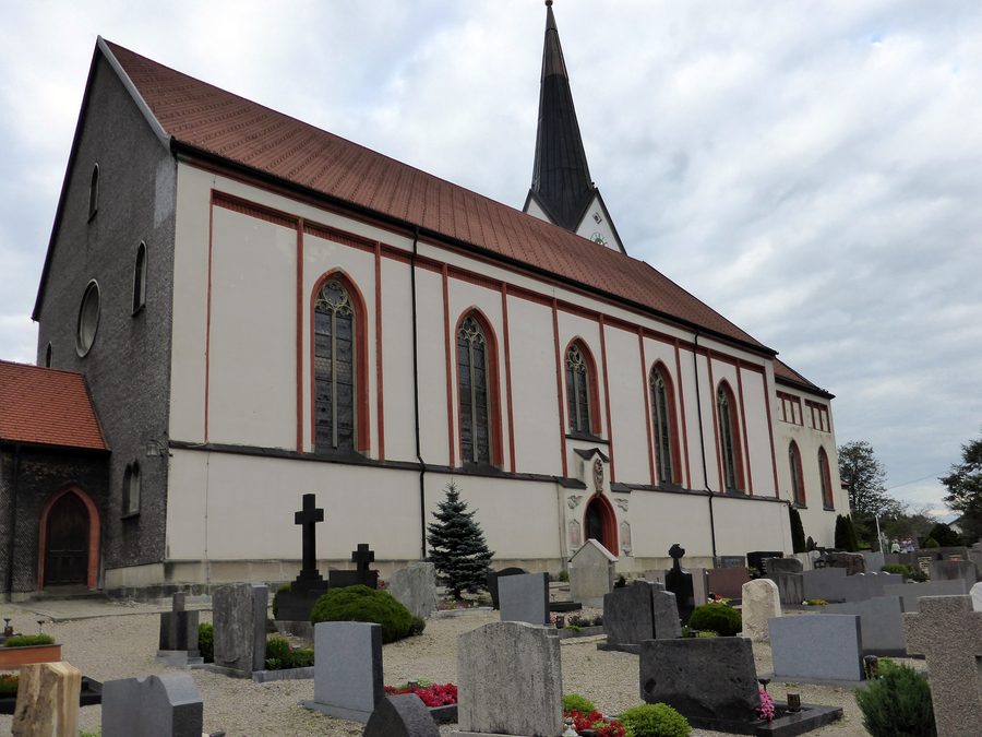 Pfarrkirche St. Pelagius in Weitnau im Landkreis Oberallgäu