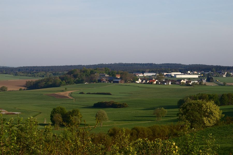Schlossgattendorf bei Hof in Bayern von Süden