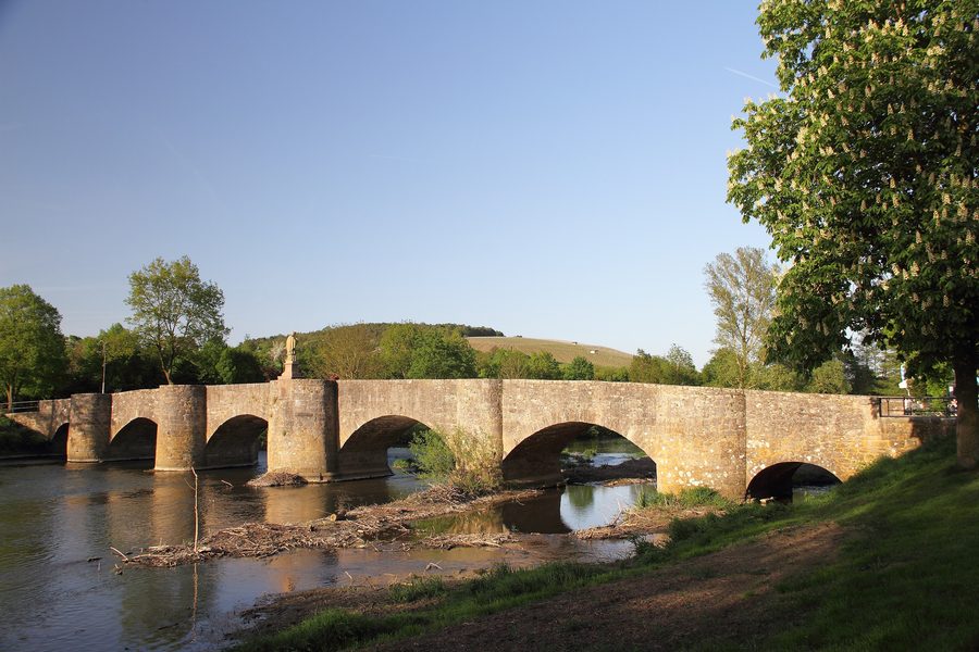 Historische Tauberbrücke von Balthasar Neumann in Tauberrettersheim