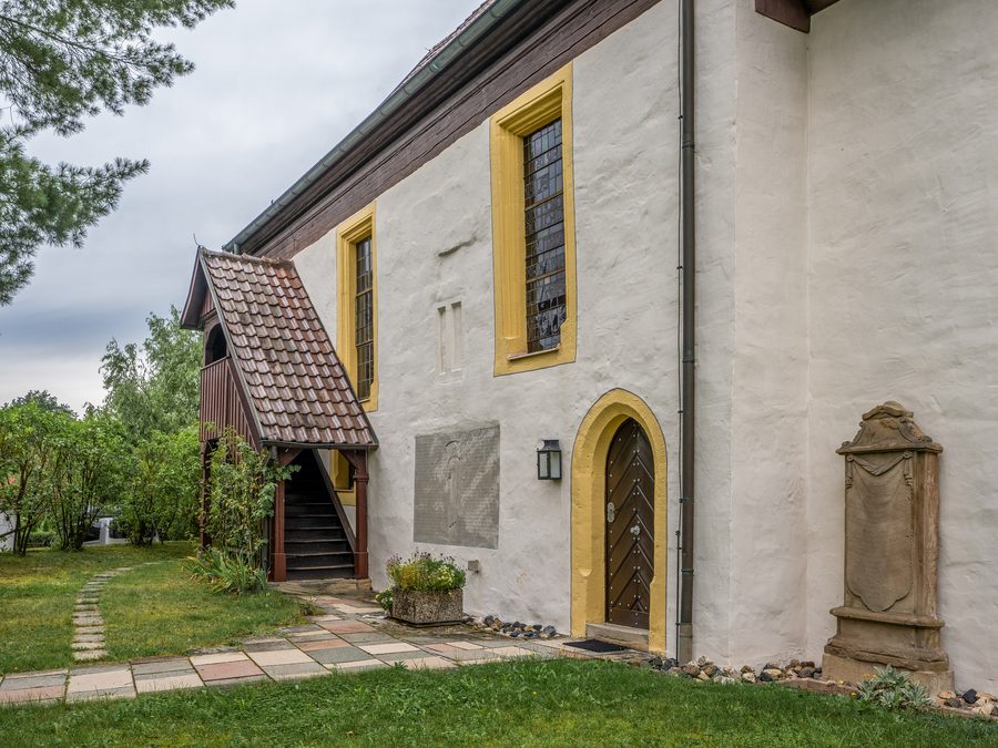 Südseite der evangelisch-lutherischen Pfarrkirche St. Ägidius in Grub am Forst