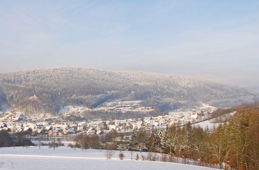 Blick auf Riedenberg im Landkreis Bad Kissingen von Südwesten