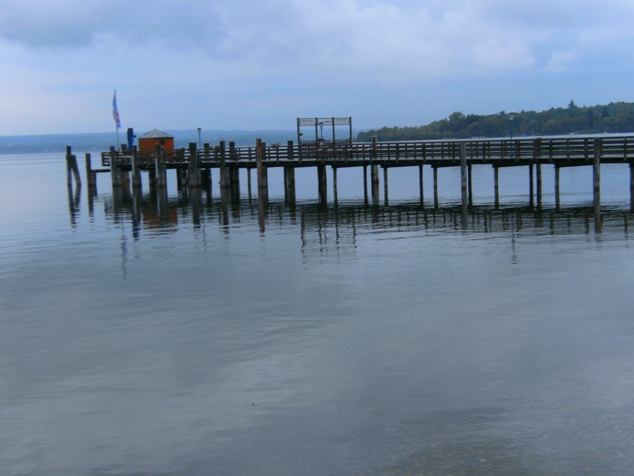 Schiffsanlegestelle am Ammersee in Herrsching