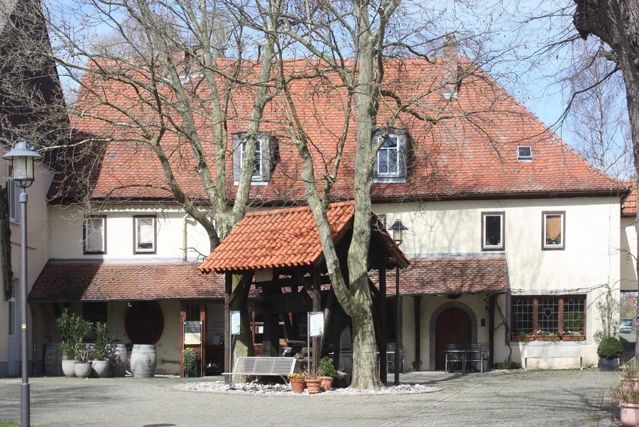 Vinfothek Schloss Crailsheim in Rödelsee