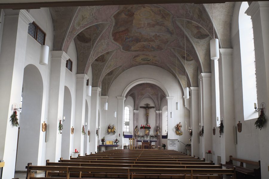 Alte katholische Pfarrkirche St. Laurentius in Holzkirchen