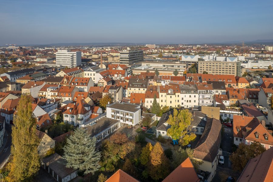 Luftbild von Bamberg mit Blick auf den Bahnhof