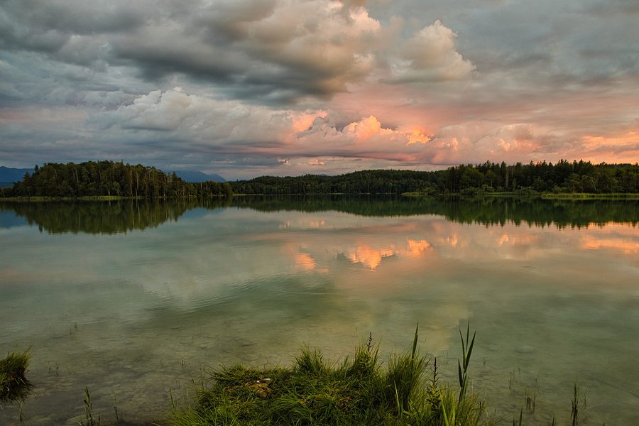 Abendstimmung im Naturschutzgebiet Osterseen bei Iffeldorf