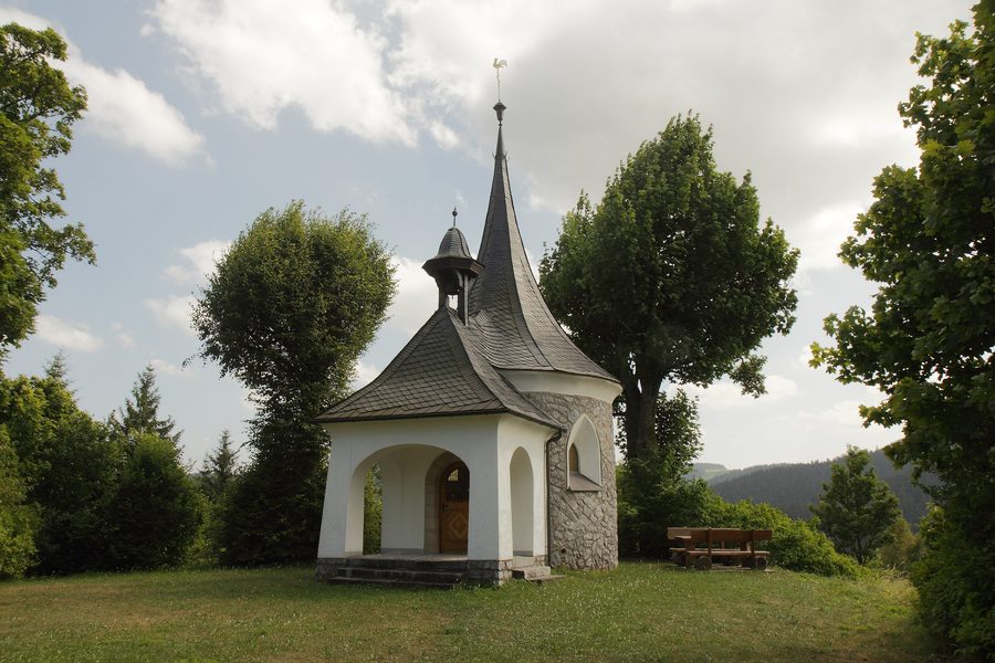 Schlossbergkapelle auf dem Schlossberg in Wallenfels