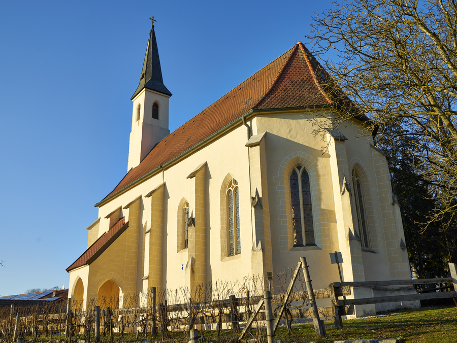 Siebenschläferkirche in Rotthof bei Ruhstorf, Ansicht von Südosten