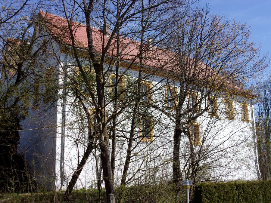 Westseite von Schloss Neuenbürg in Neuenbürg bei Weisendorf
