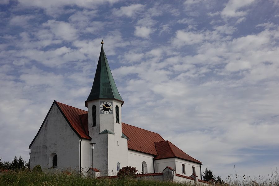 Wallfahrtskirche St. Ursula oberhalb von Pilgramsberg