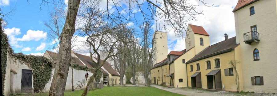 Innenhof der Grünwalder Burg in Grünwald