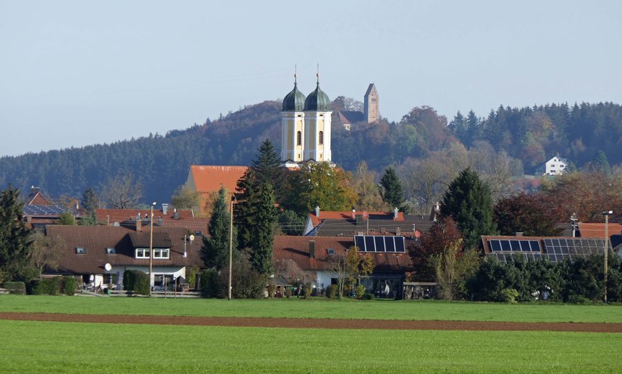 Obergermaringen von Süden mit dem Georgiberg