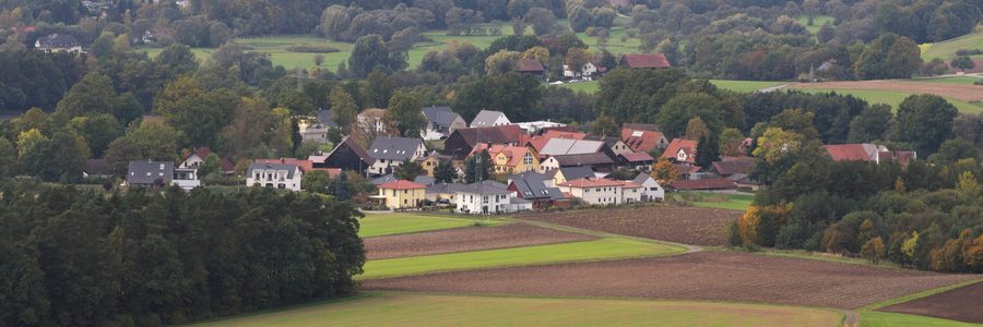 Blick auf Cottenbach, einen Ortsteil von Heinersreuth im Landkreis Bayreuth