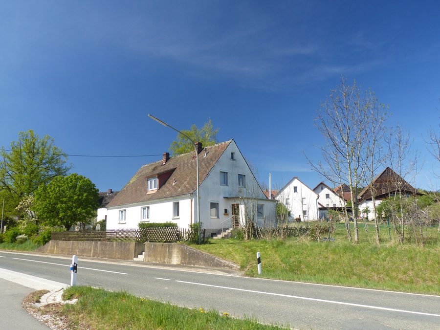 Dorfansicht von Bärnreuth, einem Ortsteil von Hummeltal