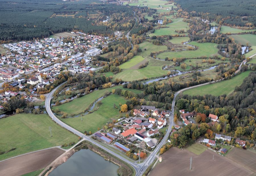 Die Naab zwischen Oberwildenau und Unterwildenau in Luhe-Wildenau