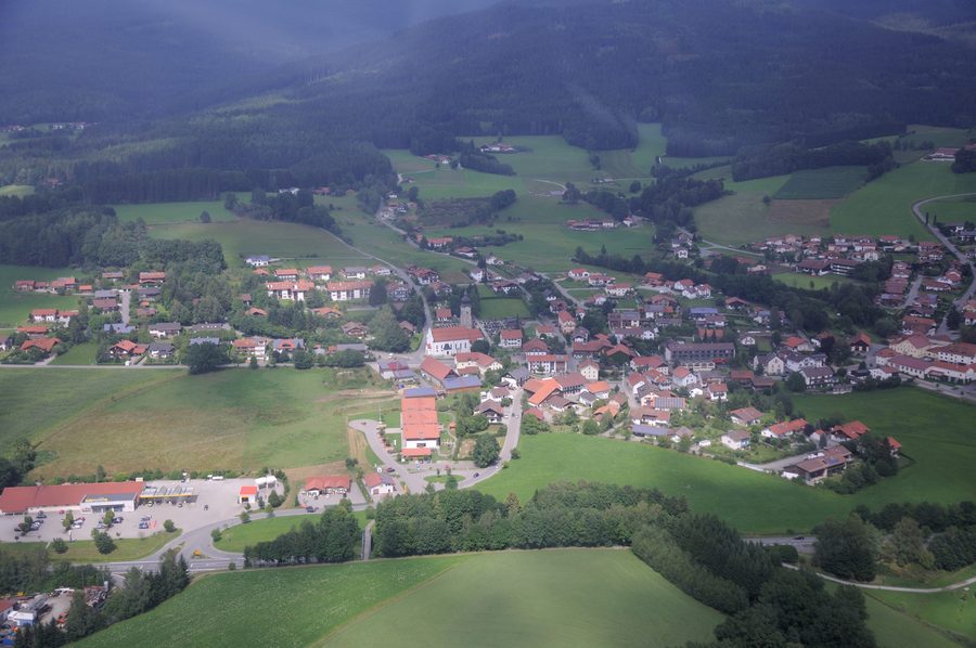 Luftaufnahme von Grafenried in Drachselsried, Bayern