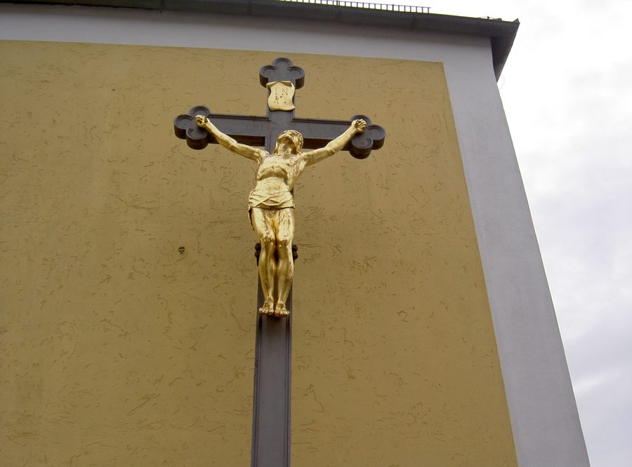 Außenansicht der Pfarrkirche St. Bartholomäus in Gleißenberg