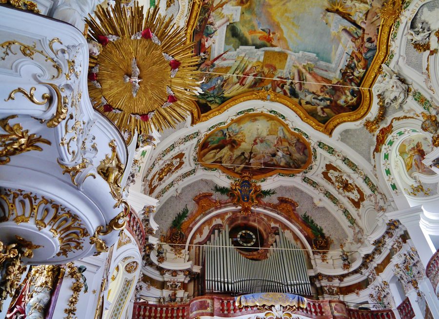 Innenraum der Basilika St. Margaretha in Osterhofen