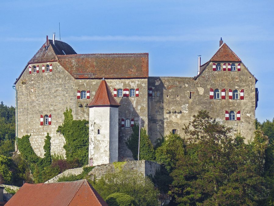 Hiltpoltstein Castle in the market village of Hiltpoltstein