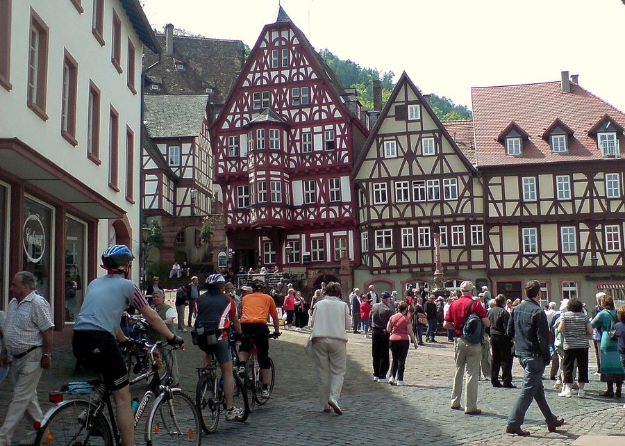 Schnatterloch am Marktplatz in Miltenberg