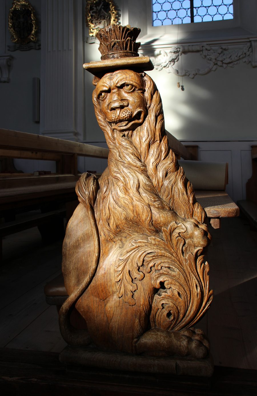 Katholische Pfarrkirche Mariä Himmelfahrt in Frauenzell bei Altusried