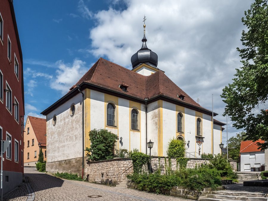 Katholische Pfarrkirche Mariä Himmelfahrt in Schönbrunn im Steigerwald