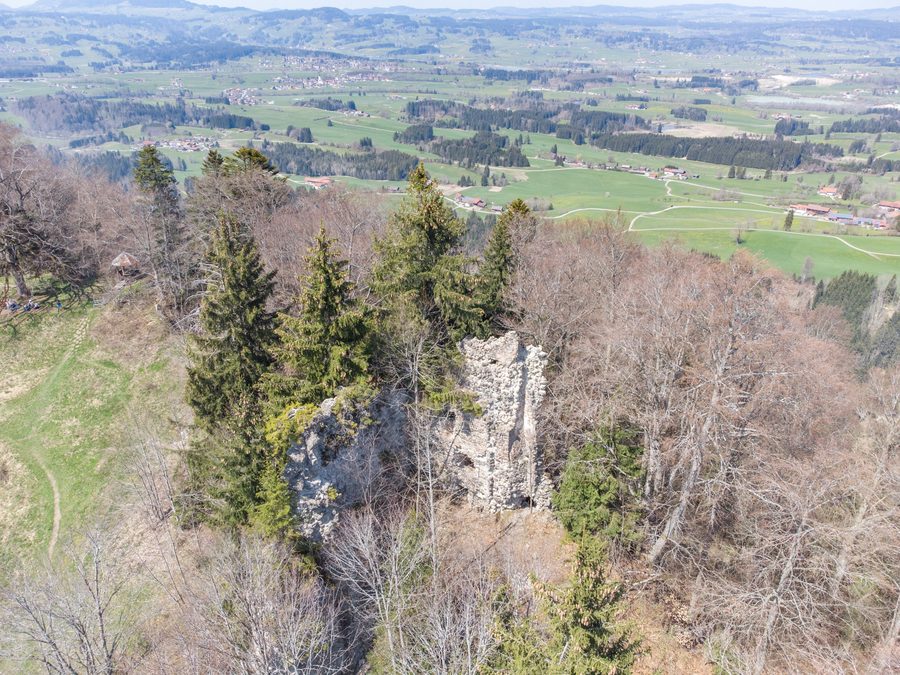 Ruine der Burg Rettenberg im Oberallgäu