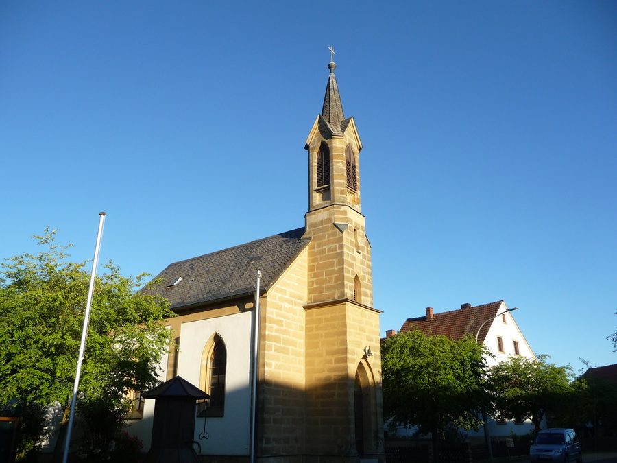 Ortsansicht von Laubend, einem Ortsteil der Gemeinde Memmelsdorf im Landkreis Bamberg
