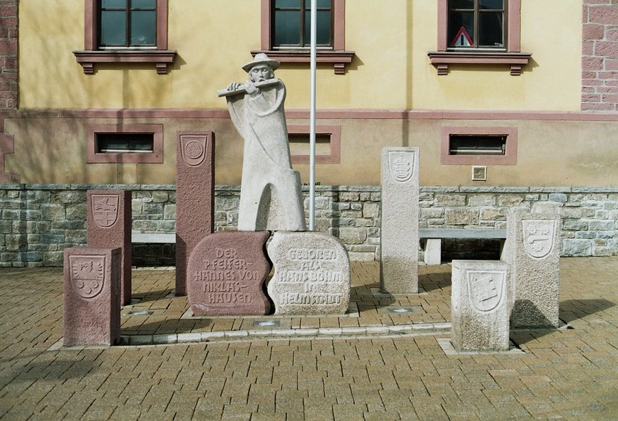 Hans-Böhm-Denkmal in Helmstadt