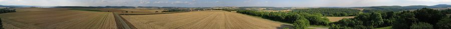 Panoramablick vom Suhlesturm bei Mellrichstadt über die Landschaft der Rhön