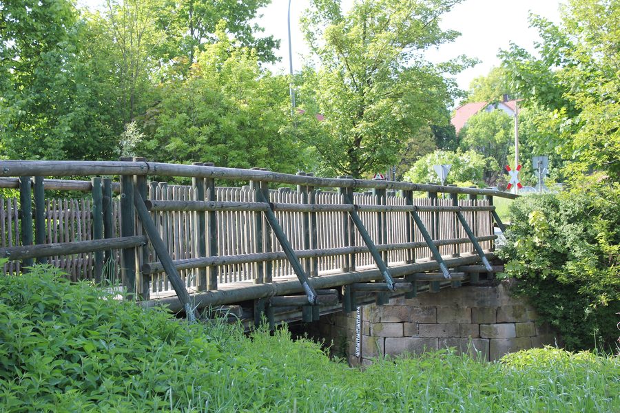 Holzbrücke über die Zenn in Langenzenn