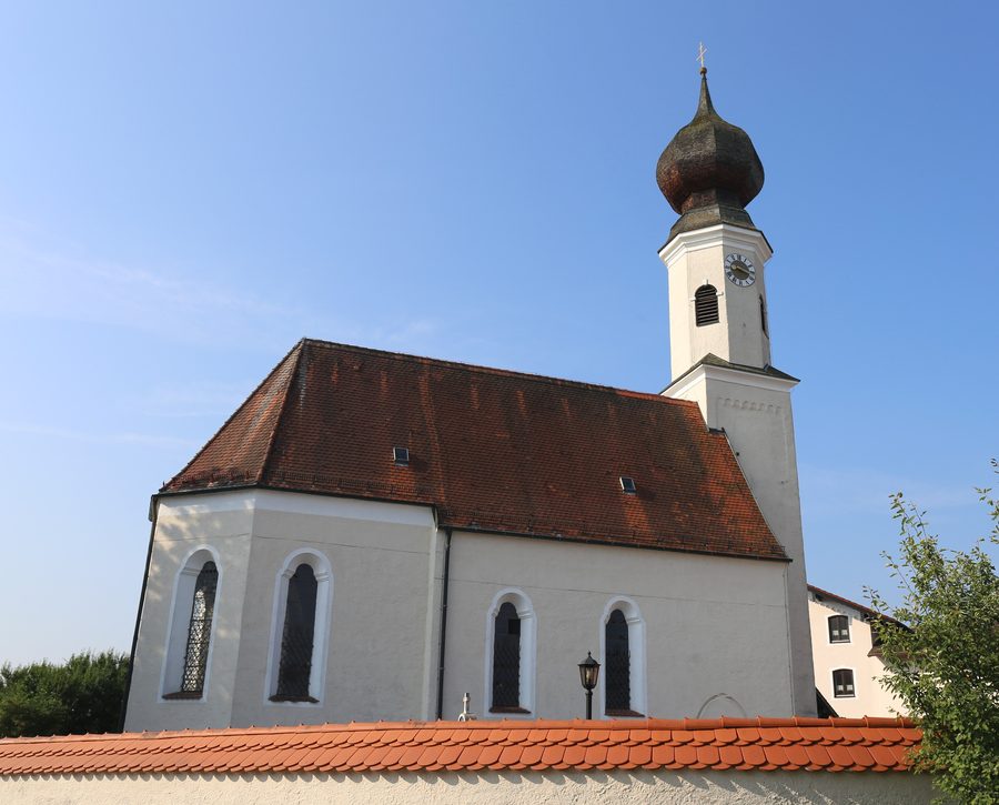 Außenansicht der Filialkirche St. Ägidius in Unterreit