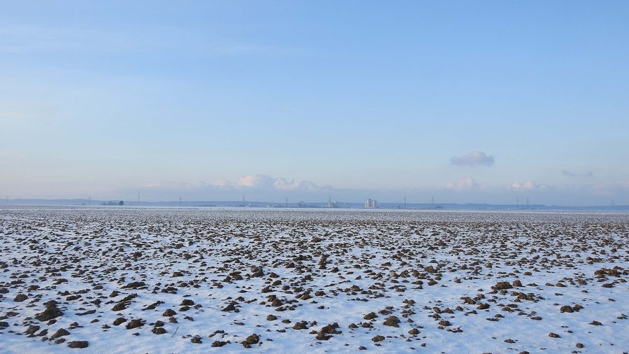 Blick über die Landschaft des Lechfelds südlich von Augsburg